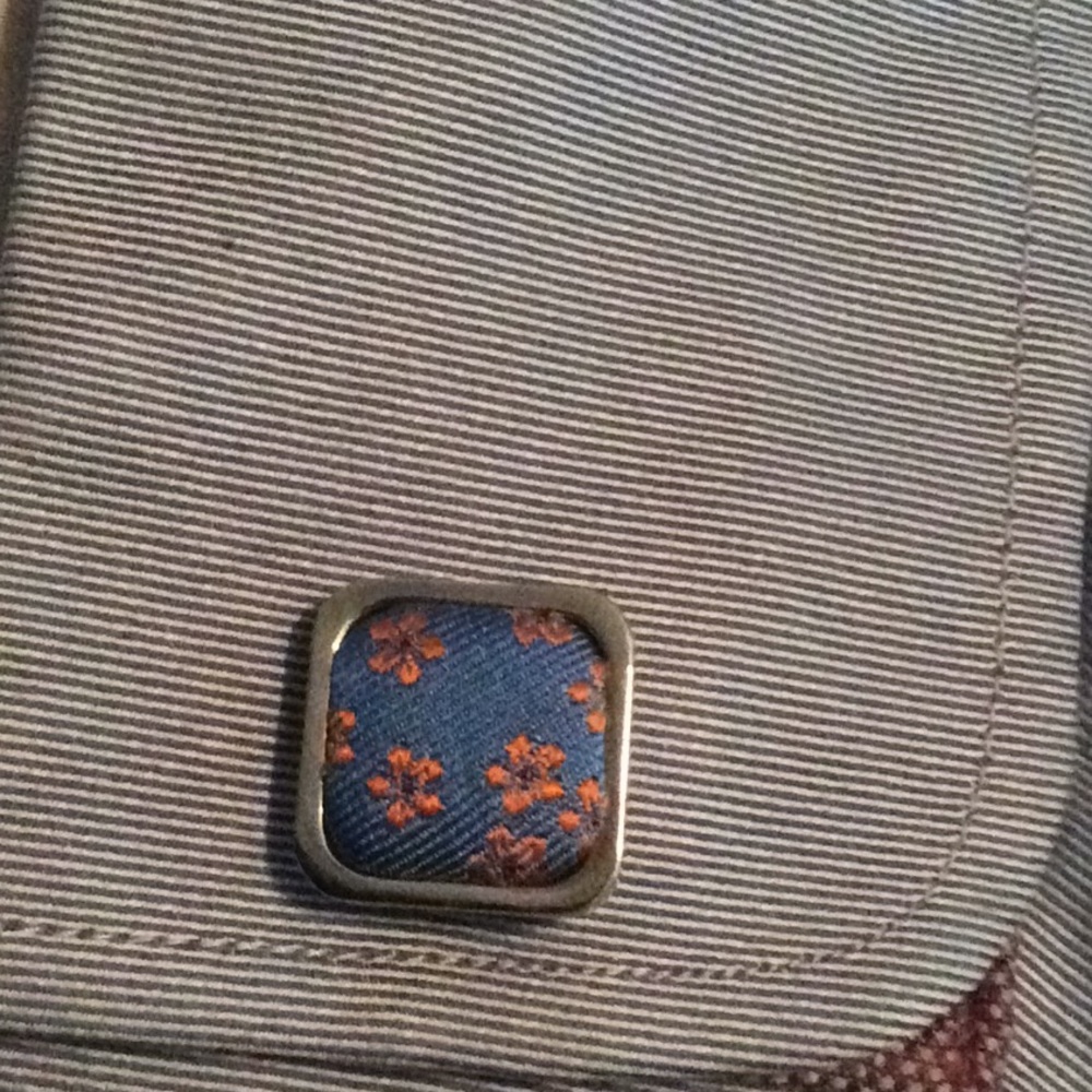 Cufflinks